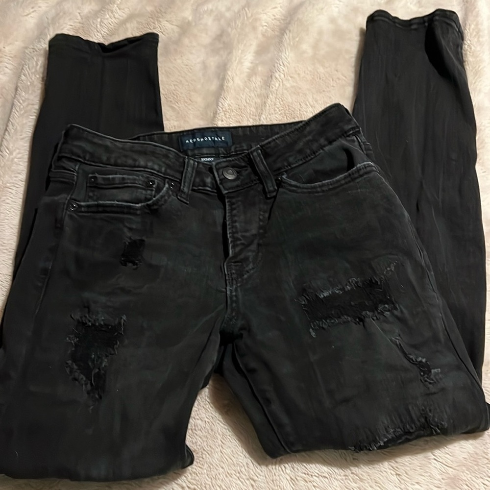 Juniors Aeropostale black distressed skinny jeans